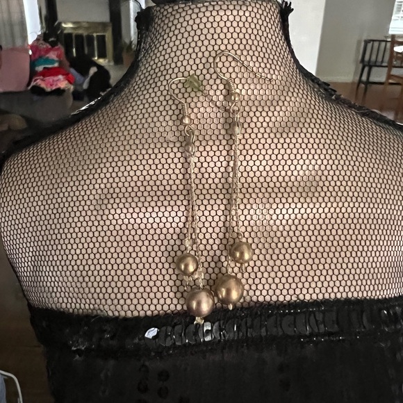 Silver dangle earrings. - Picture 2 of 2